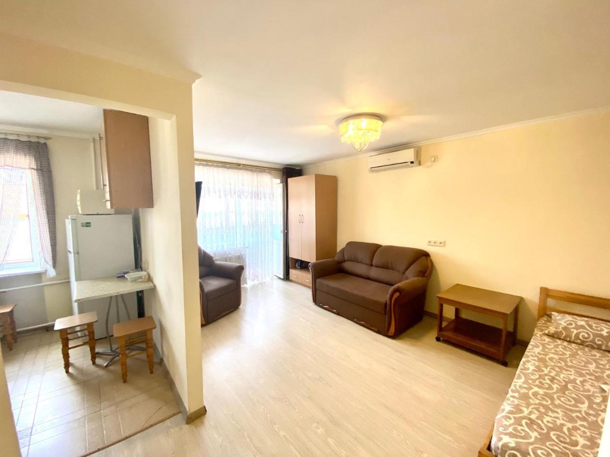 Канатная, 97, Корп.1 Студия Odesa Exterior photo